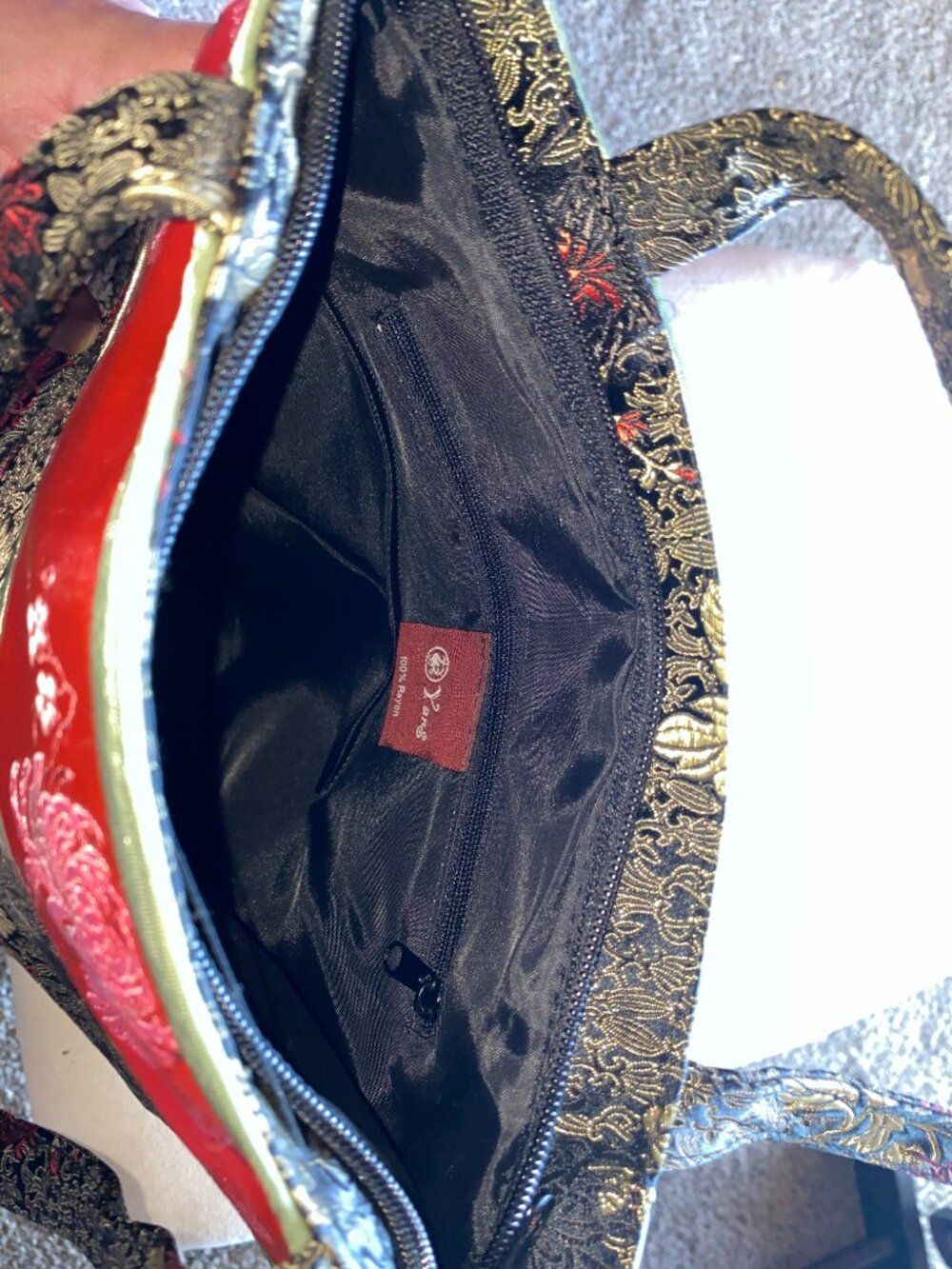 Yans NY Evening Hand Bag Black Gold & Red - Picture 5 of 6